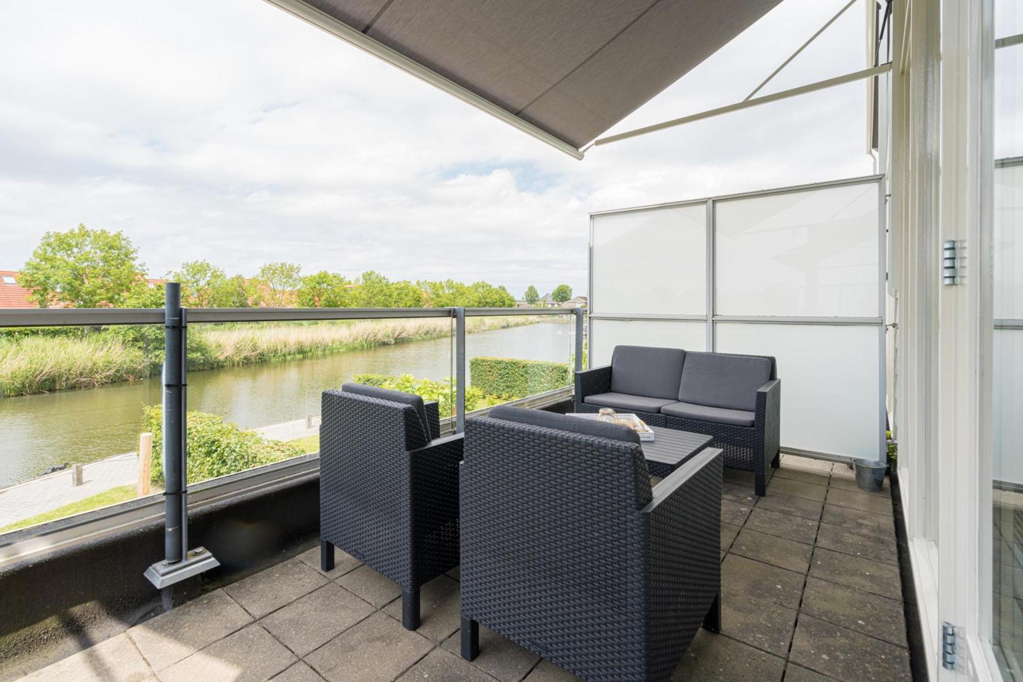 Nautic Rentals - Marinapark Oude-Tonge Extérieur photo