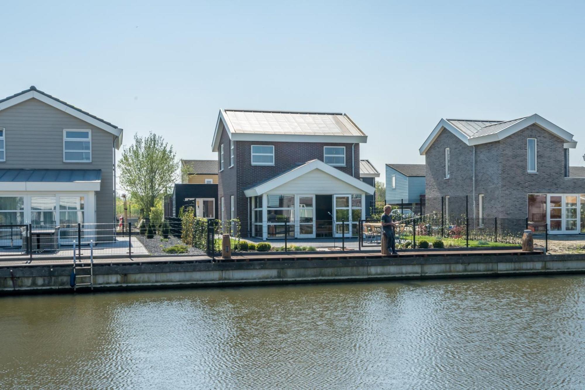 Nautic Rentals - Marinapark Oude-Tonge Extérieur photo