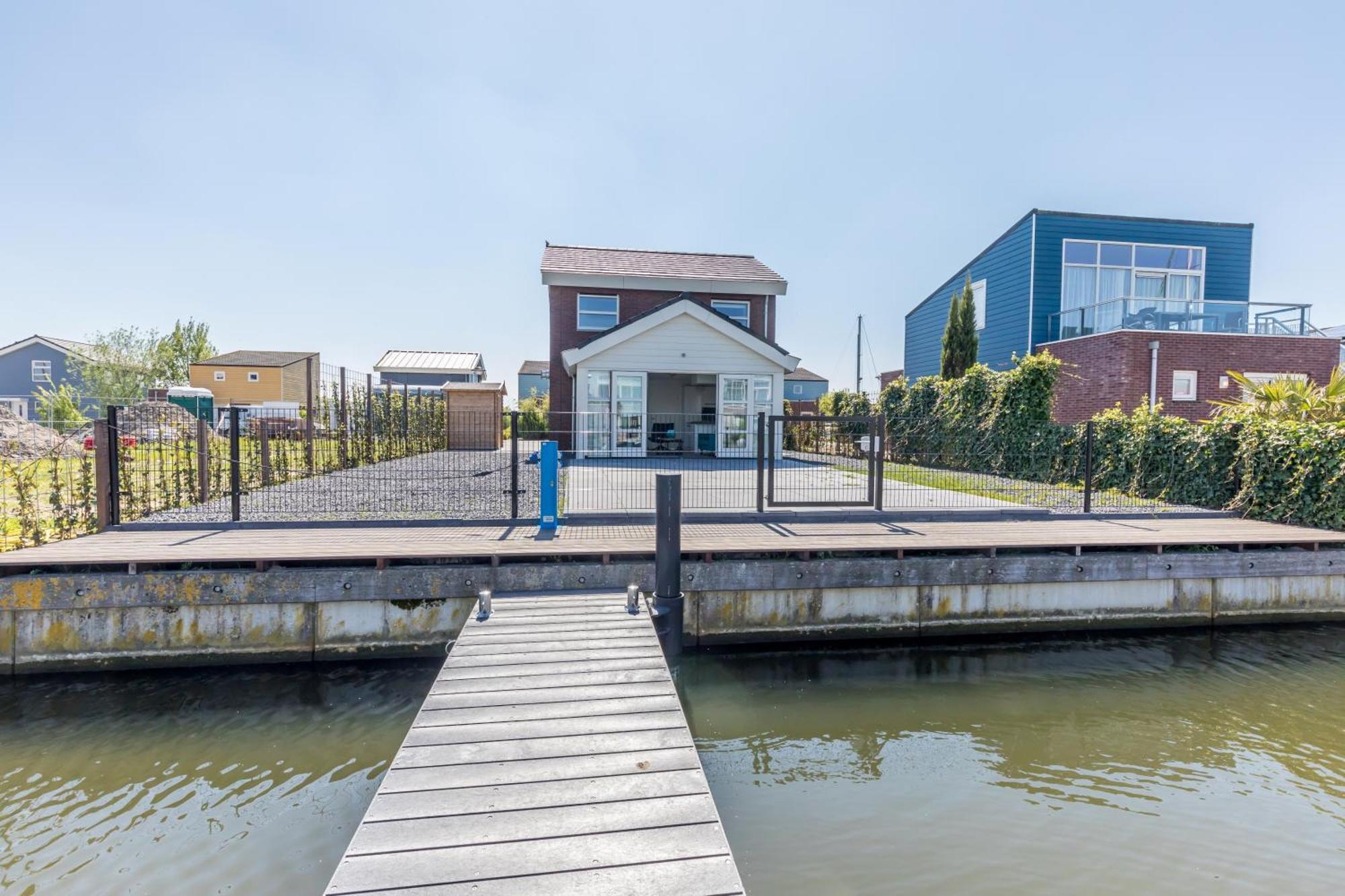 Nautic Rentals - Marinapark Oude-Tonge Extérieur photo